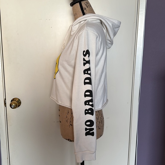 RARE Urban Outfitters | No Bad Days Smiley Cropped Hoodie | Small - Picture 4 of 10